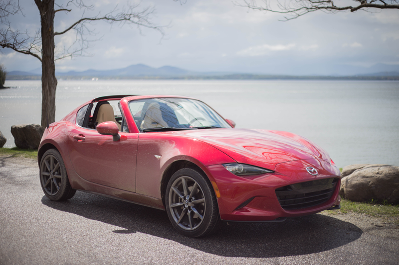 Illustration for article titled The 2017 Mazda Miata RF Still Isn't Practical At All But You Won't Care